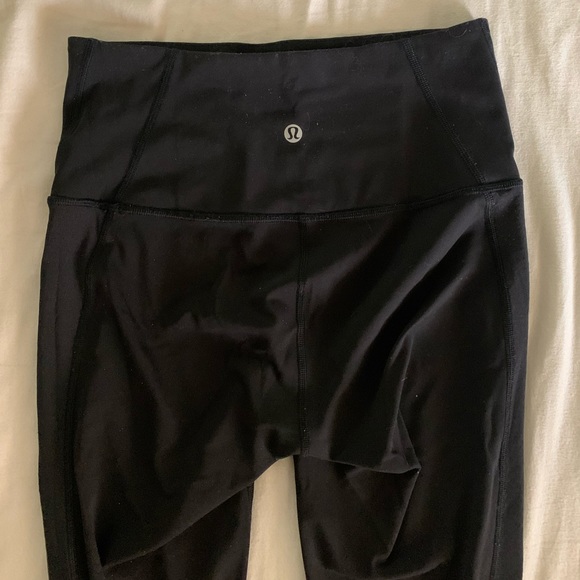 lululemon black capri leggings - Picture 3 of 3